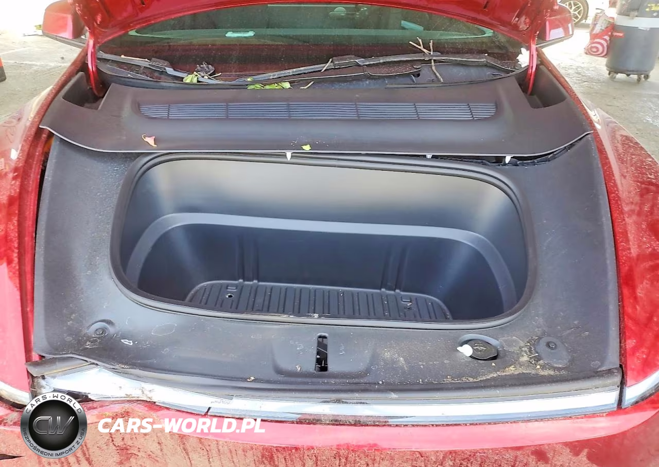 2026 Tesla Model Y VIN:7SAYGDED6TF599447 - 11