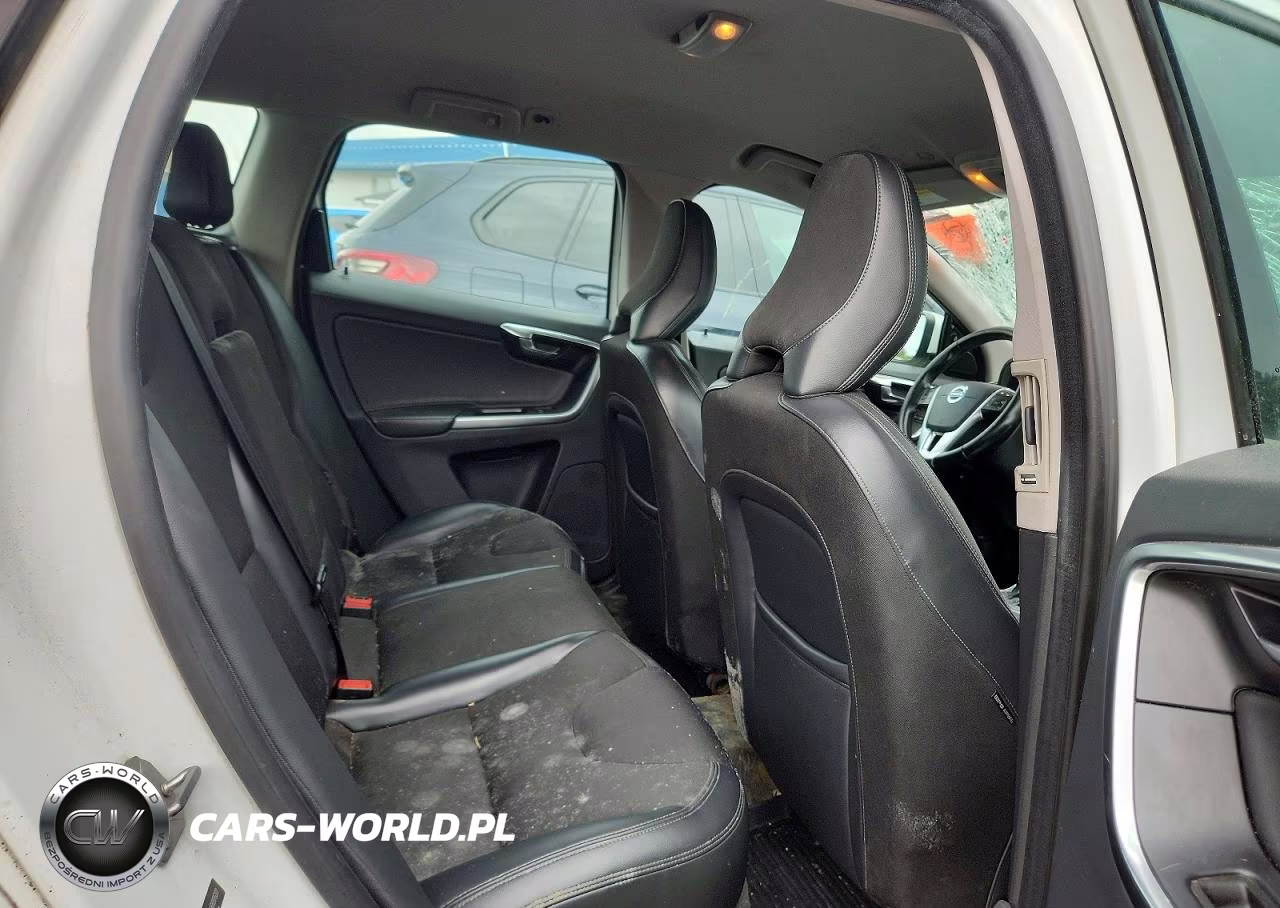 2017 Volvo Xc60 T5 VIN:YV440MDJ6H2076377 - 11