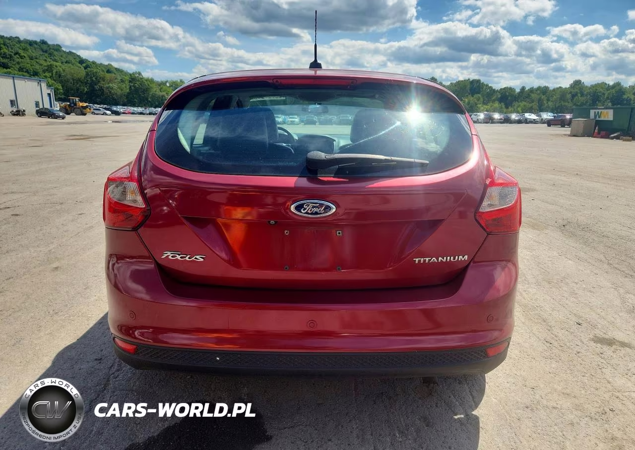 2014 Ford Focus Titanium VIN:1FADP3N25EL128156 - 6