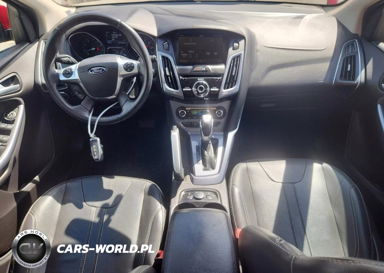 2014 Ford Focus Titanium VIN:1FADP3N25EL128156 - 8