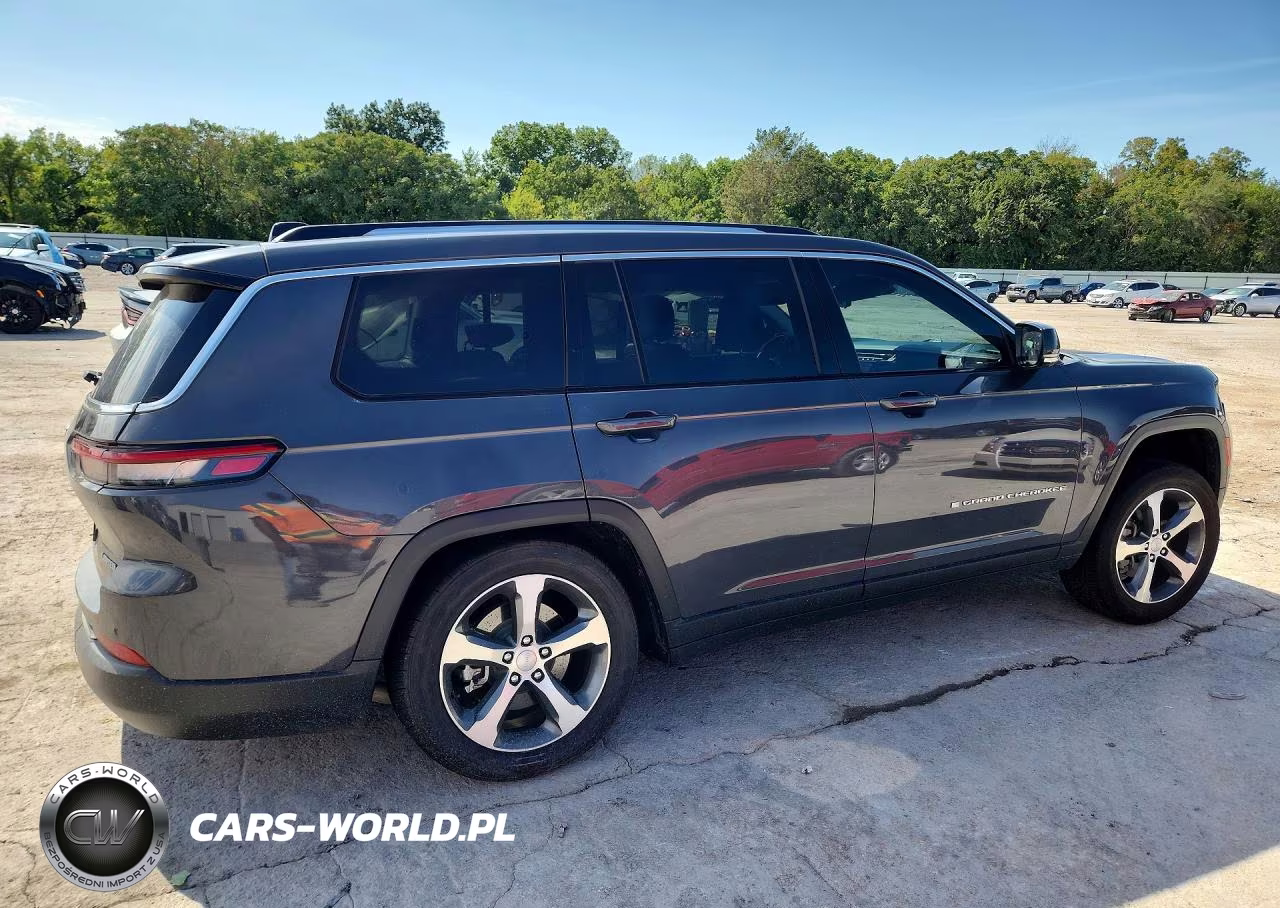 2023 Jeep Grand Cherokee L Limited VIN:1C4RJKBG1P8809626 - 3