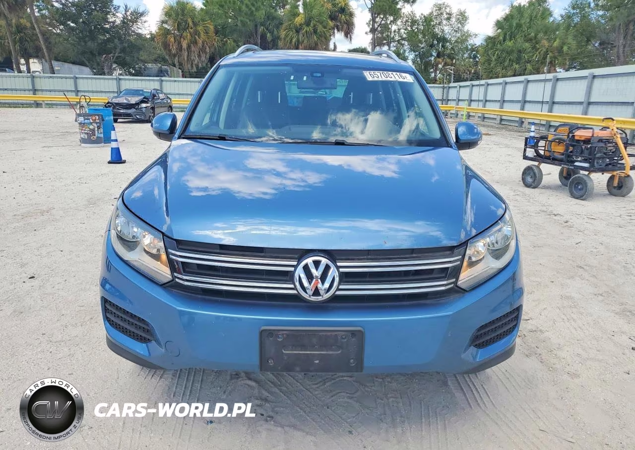 2017 Volkswagen Tiguan Wolfsburg VIN:WVGRV7AX4HW511065 - 5