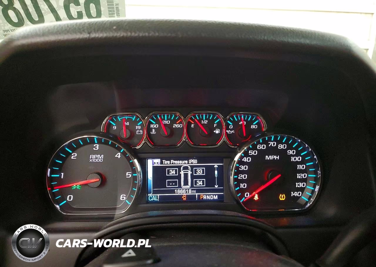 2016 Chevrolet Suburban C1500 Lt VIN:1GNSCHKC6GR186792 - 9