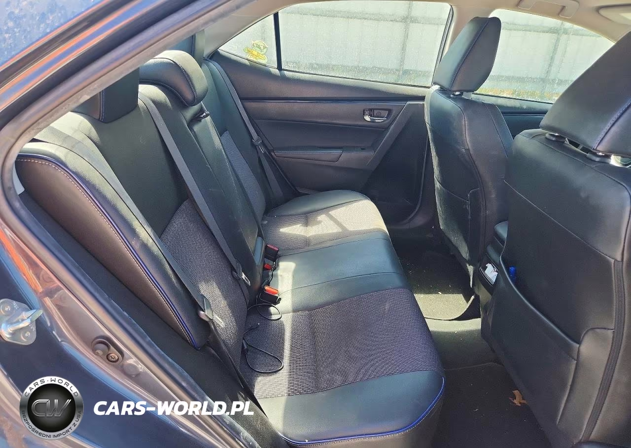 2018 Toyota Corolla Se VIN:5YFBURHE8JP801011 - 10