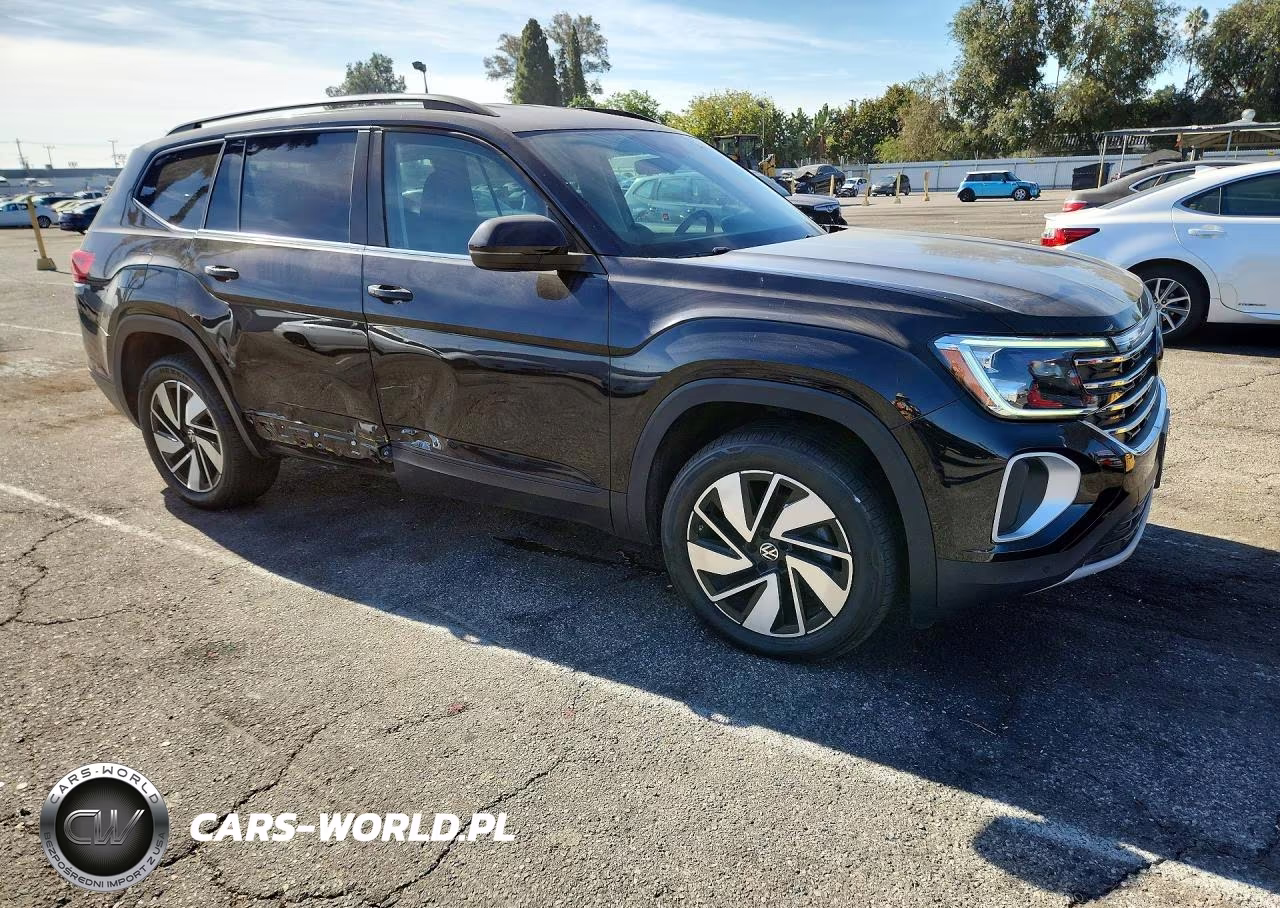 2024 Volkswagen Atlas Se VIN:1V2WR2CA3RC567555 - 4