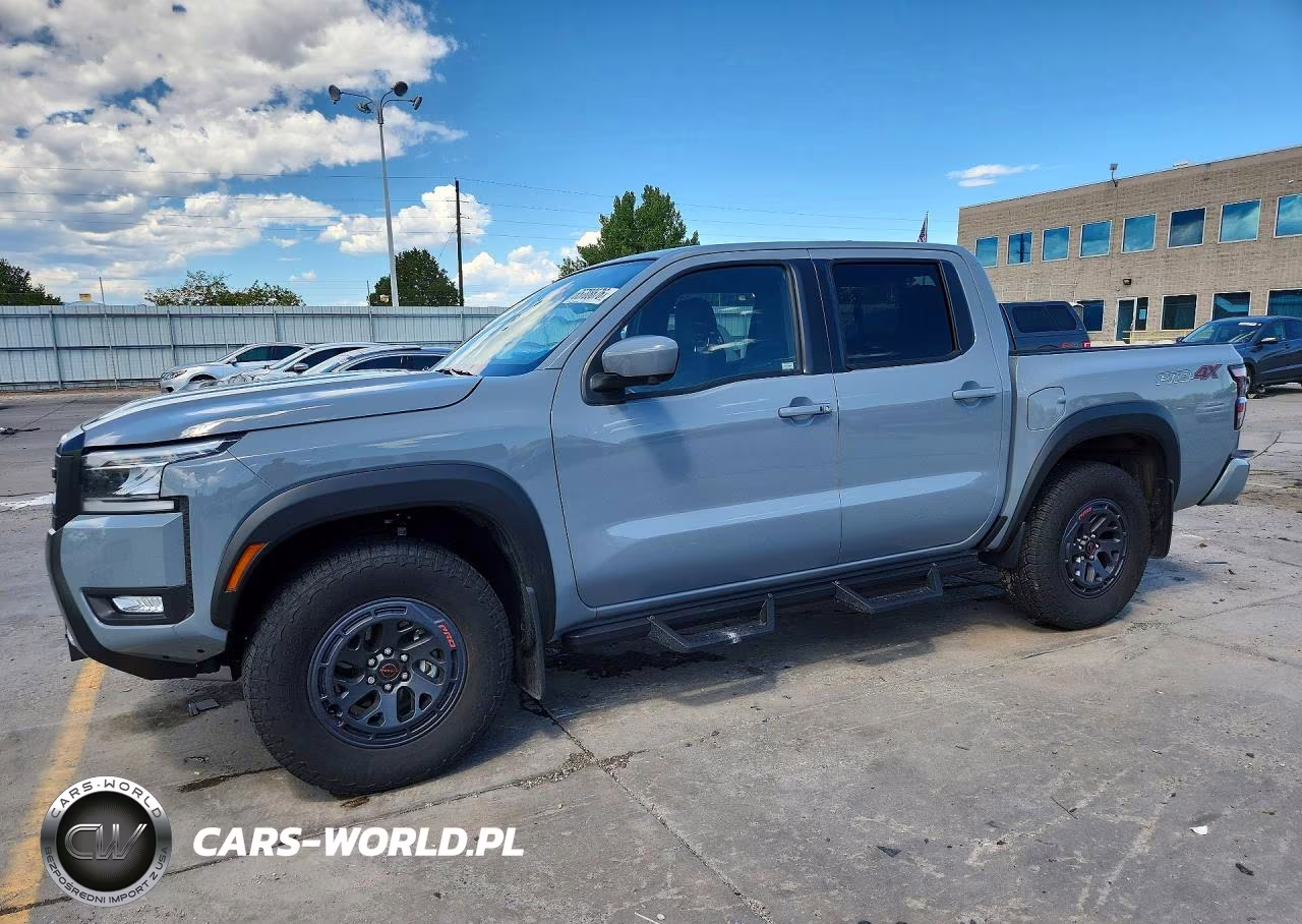2025 Nissan Frontier Pro-4X – zdjęcie 1 z 12