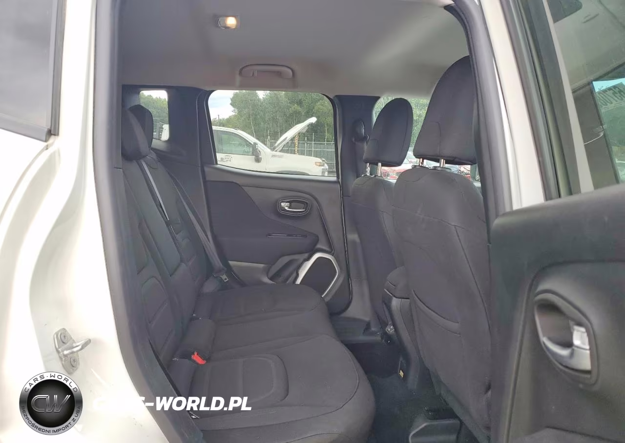 2018 Jeep Renegade Latitude VIN:ZACCJBBB1JPH55562 - 11