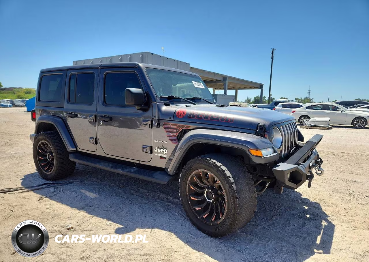 2020 Jeep Wrangler Unlimited Sahara VIN:1C4HJXEN4LW272162 - 4