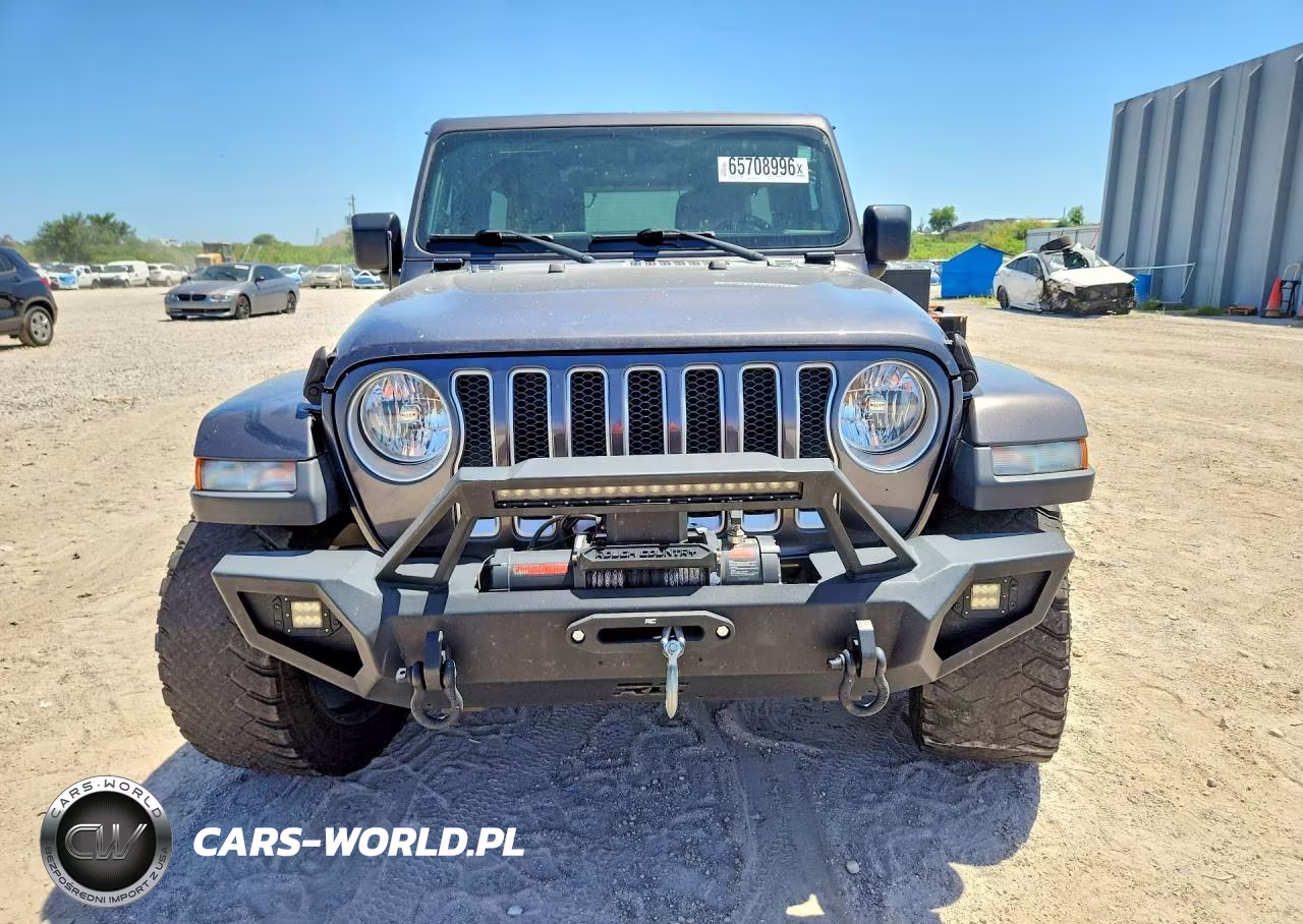 2020 Jeep Wrangler Unlimited Sahara VIN:1C4HJXEN4LW272162 - 5