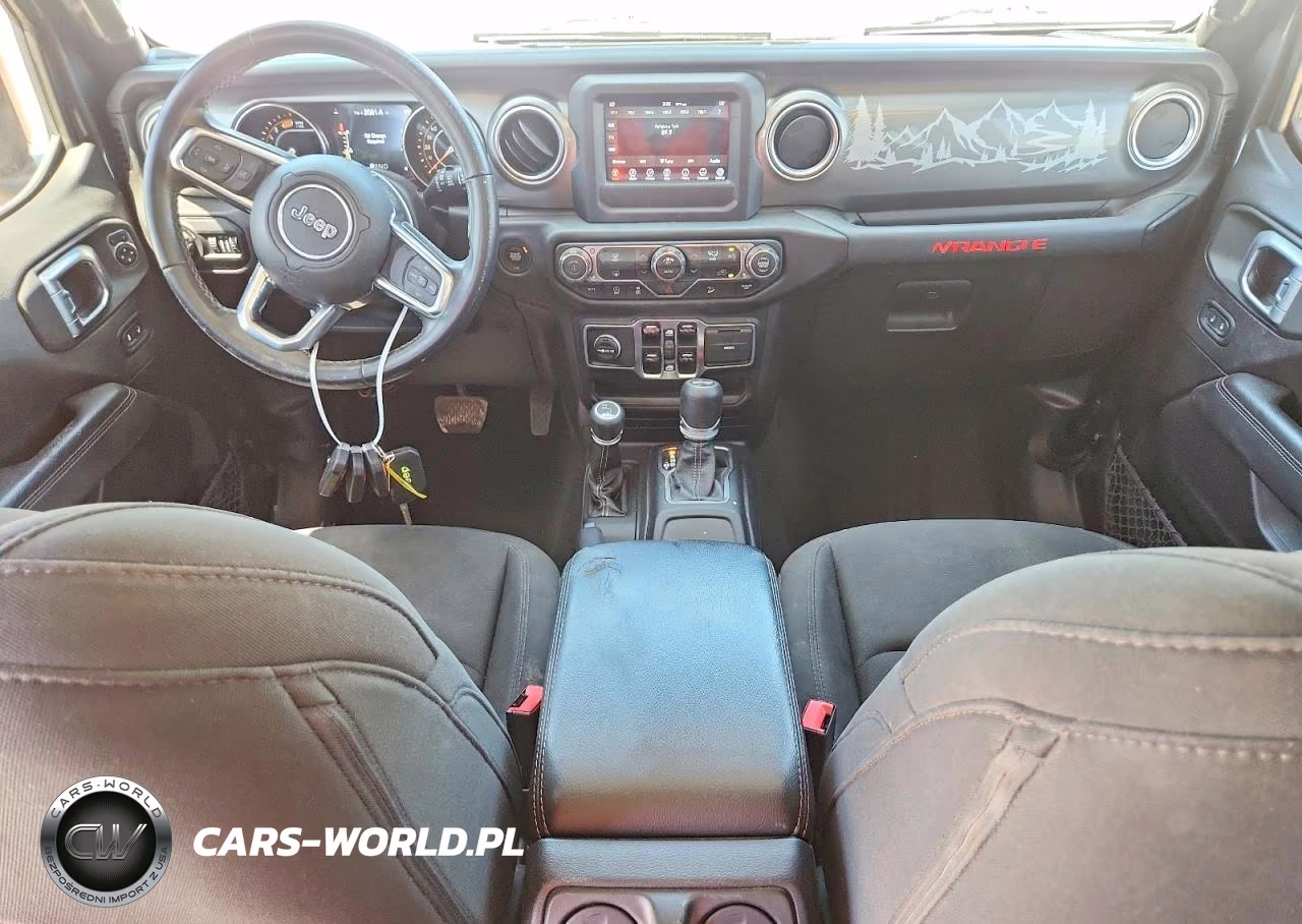 2020 Jeep Wrangler Unlimited Sahara VIN:1C4HJXEN4LW272162 - 8
