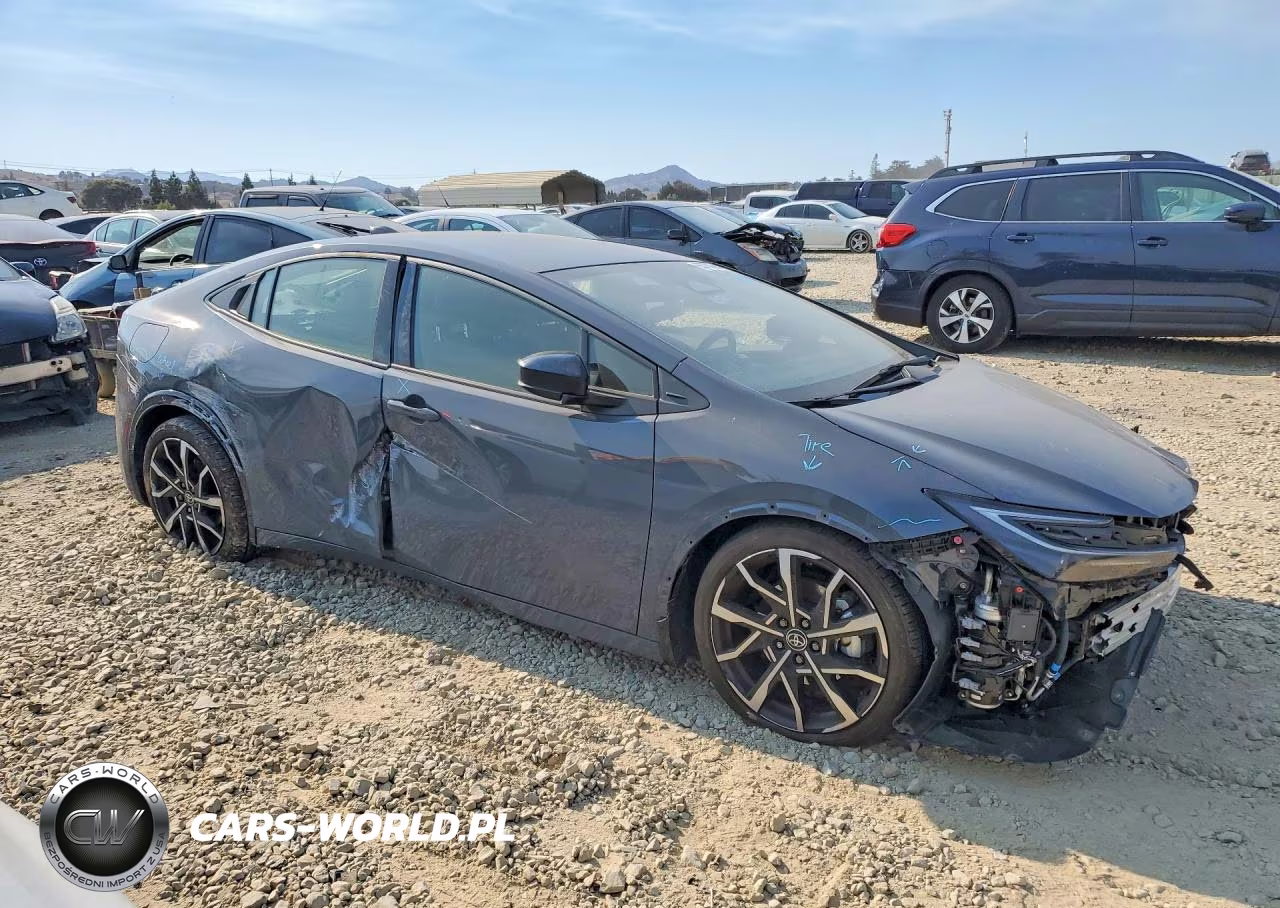 2026 Toyota Prius Plug-In Hybrid Xse VIN:JTDACACU7T3059601 - 4