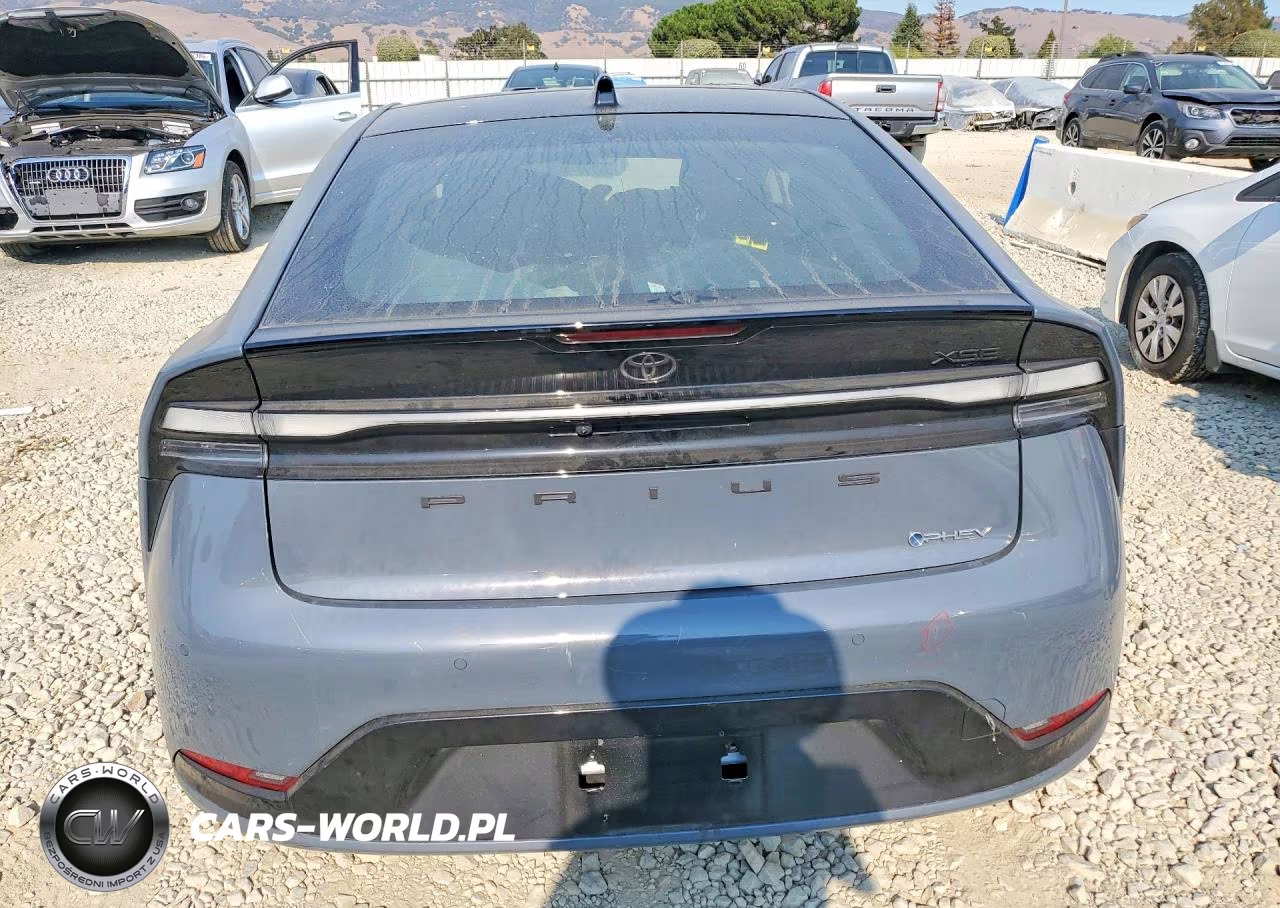 2026 Toyota Prius Plug-In Hybrid Xse VIN:JTDACACU7T3059601 - 6