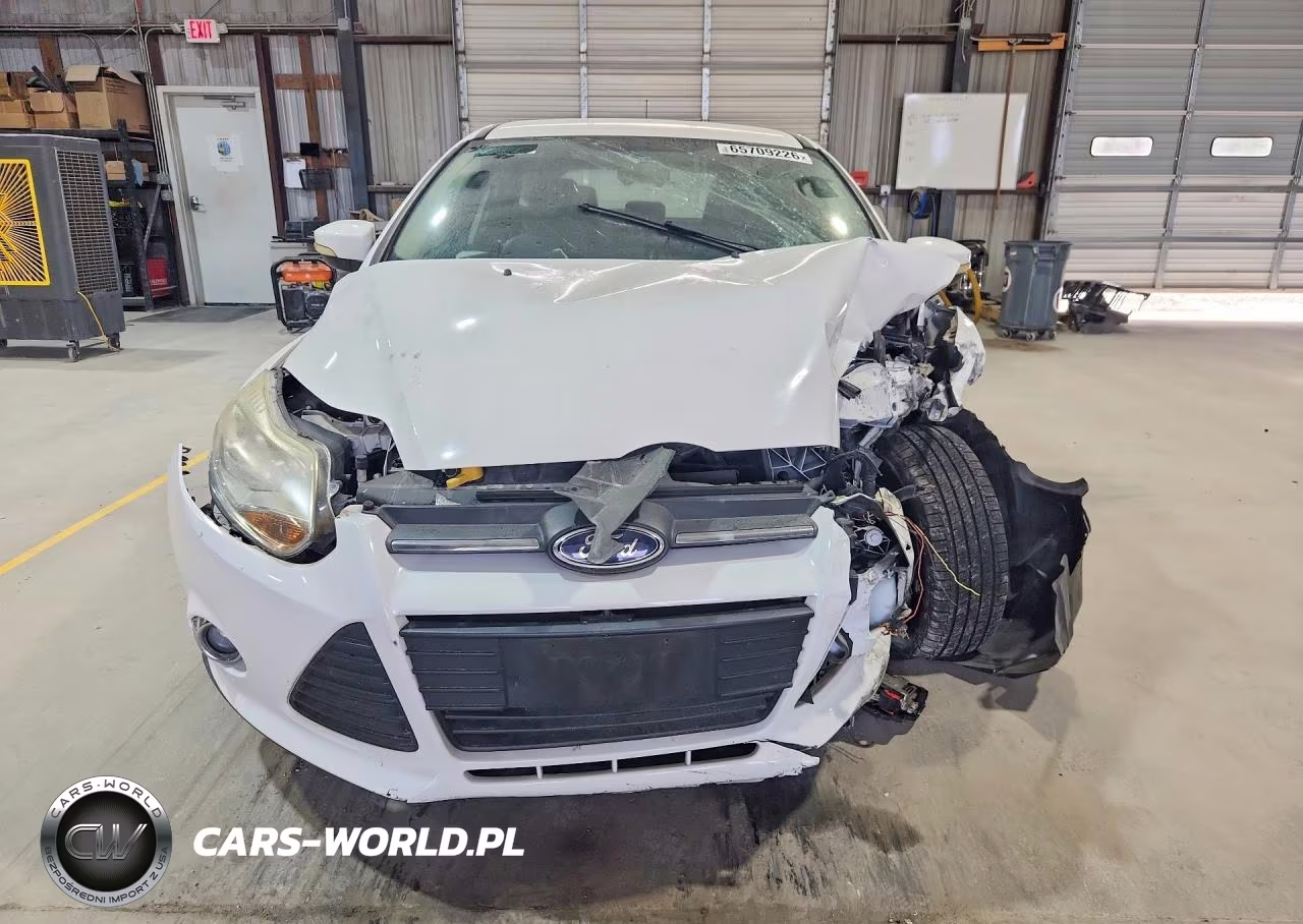 2013 Ford Focus Se VIN:1FADP3K25DL112350 - 5