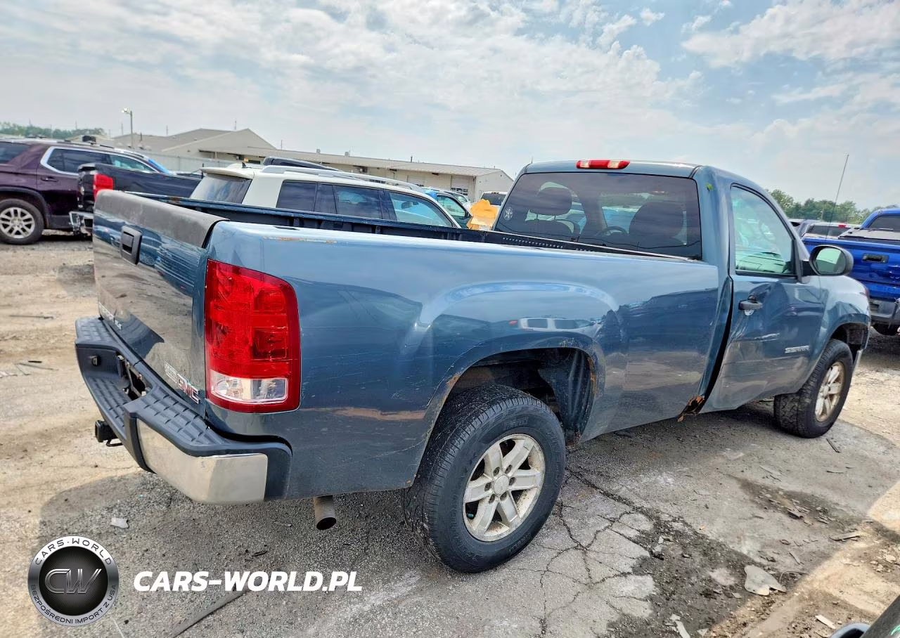 2008 GMC Sierra C1500 VIN:1GTEC14CX8E106171 - 3