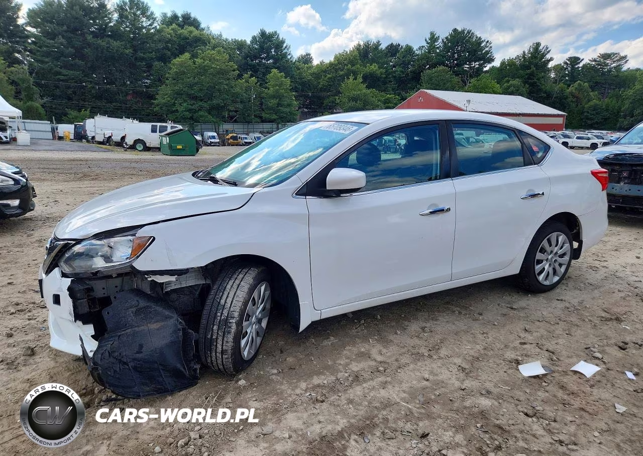 2016 Nissan Sentra S – zdjęcie 1 z 12