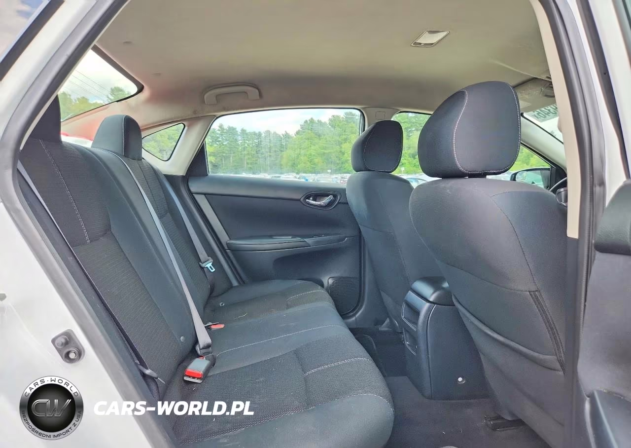 2016 Nissan Sentra S VIN:3N1AB7AP3GY330351 - 10