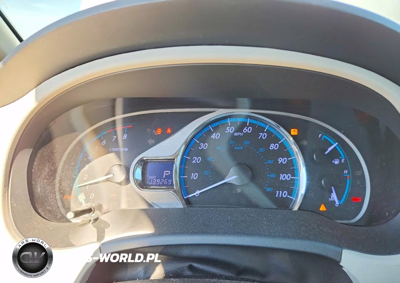 2014 Toyota Sienna Xle 8-Passenger VIN:5TDYK3DC8ES408821 - 9