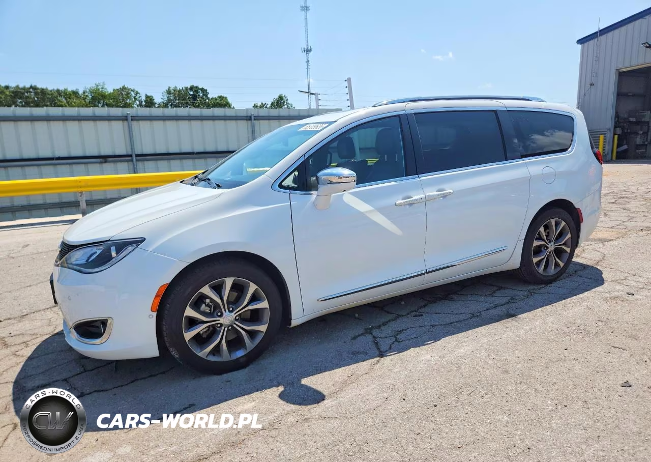 2020 Chrysler Pacifica Limited VIN:2C4RC1GG7LR123196 - 1