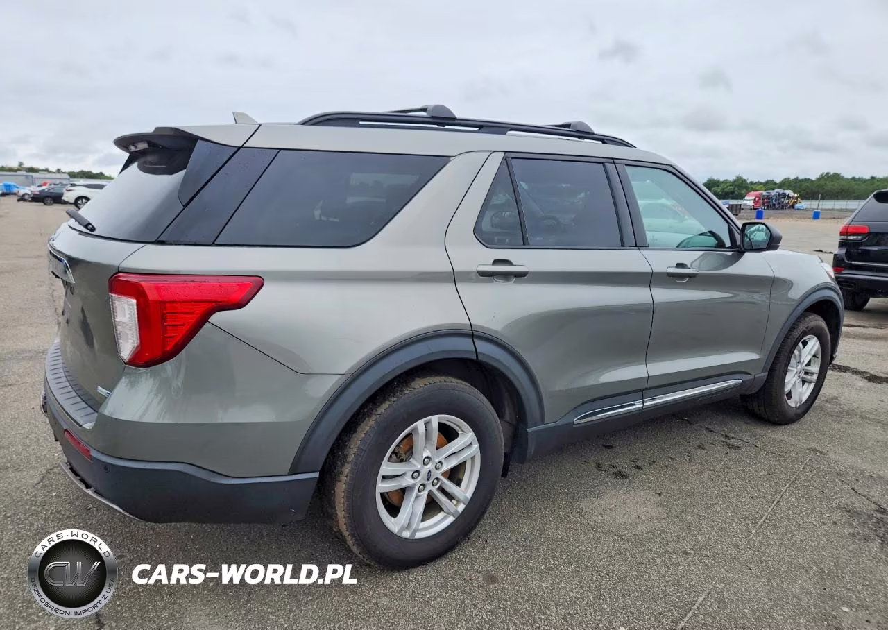 2020 Ford Explorer Xlt VIN:1FMSK8DH2LGC38988 - 3