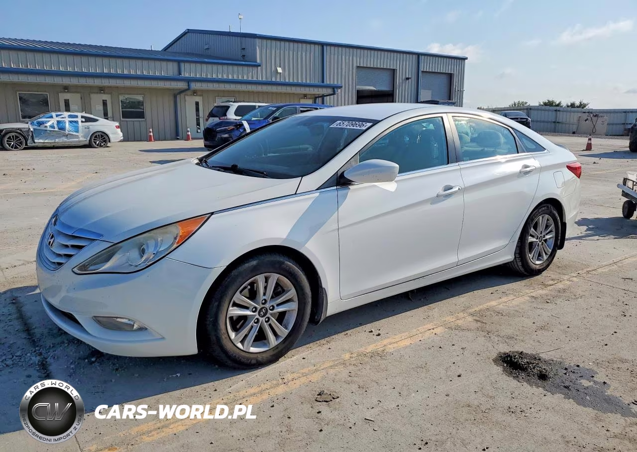 2013 Hyundai Sonata Gls