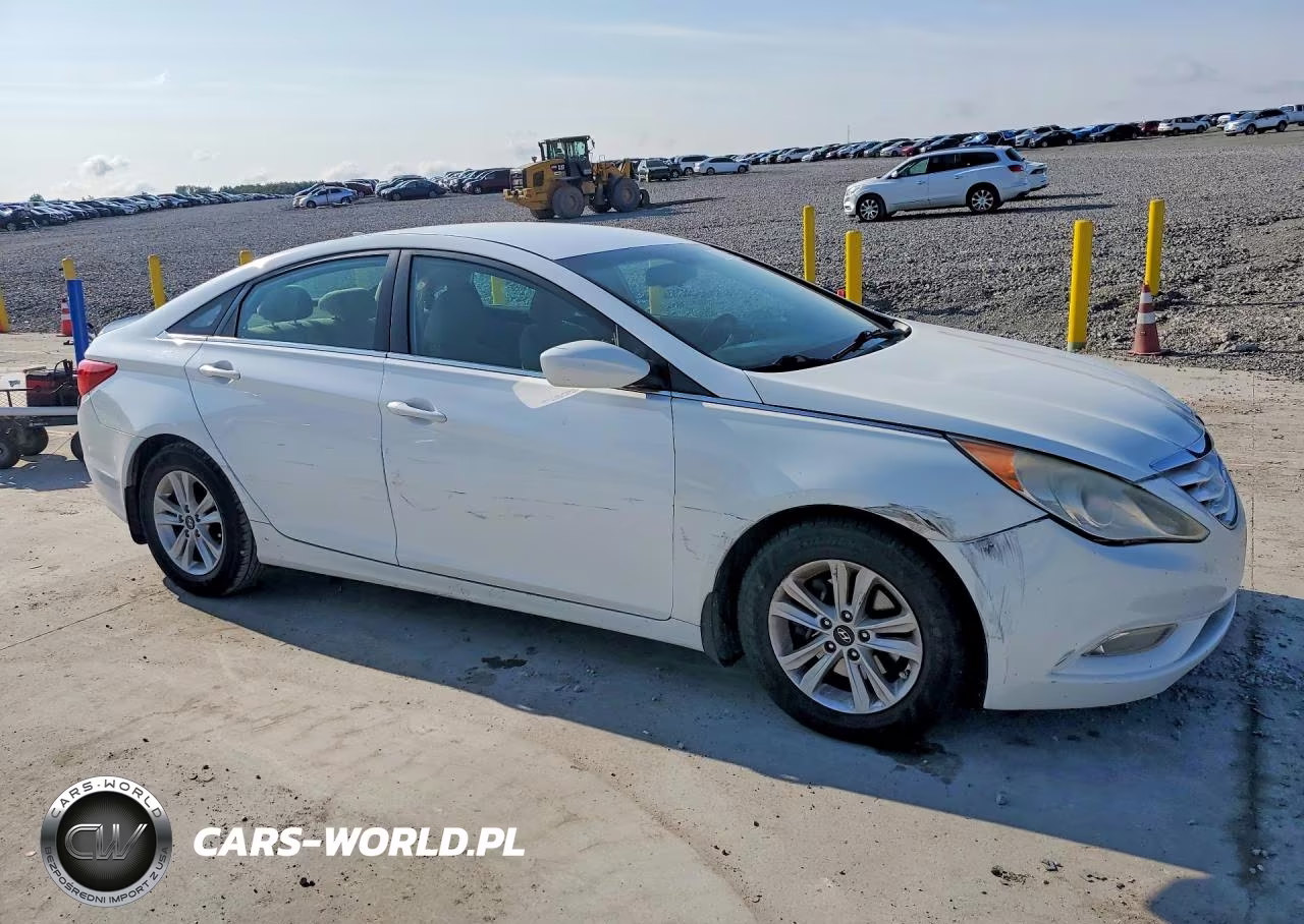 2013 Hyundai Sonata Gls VIN:5NPEB4AC3DH656279 - 4