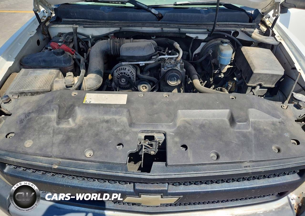 2010 Chevrolet Silverado C1500 VIN:1GCPCPEX5AZ150154 - 11