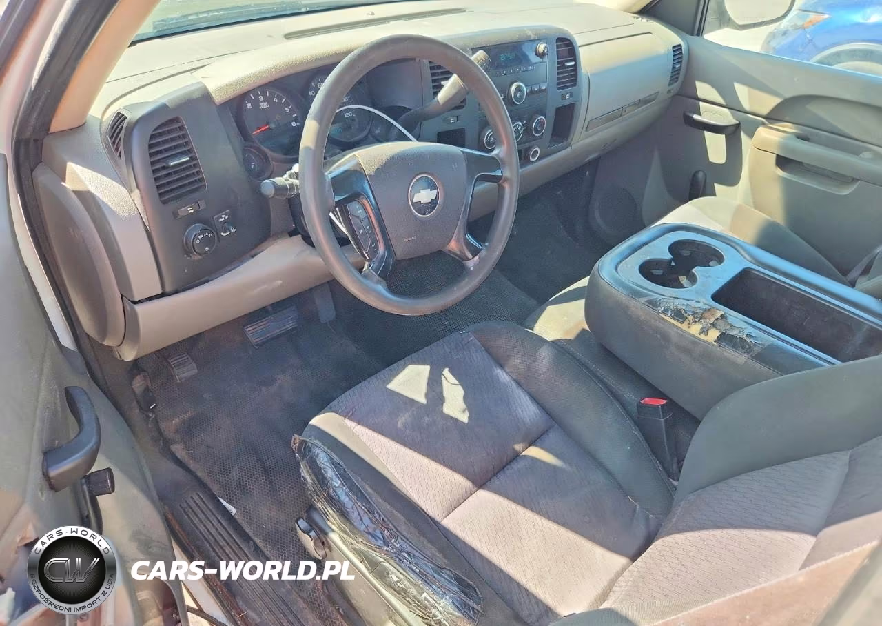 2010 Chevrolet Silverado C1500 VIN:1GCPCPEX5AZ150154 - 8