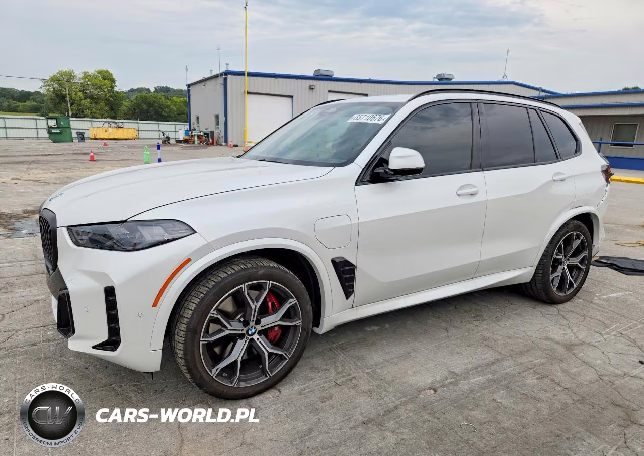 2026 BMW X5 xDrive50E VIN:5UX43EU07T9037416 - 1