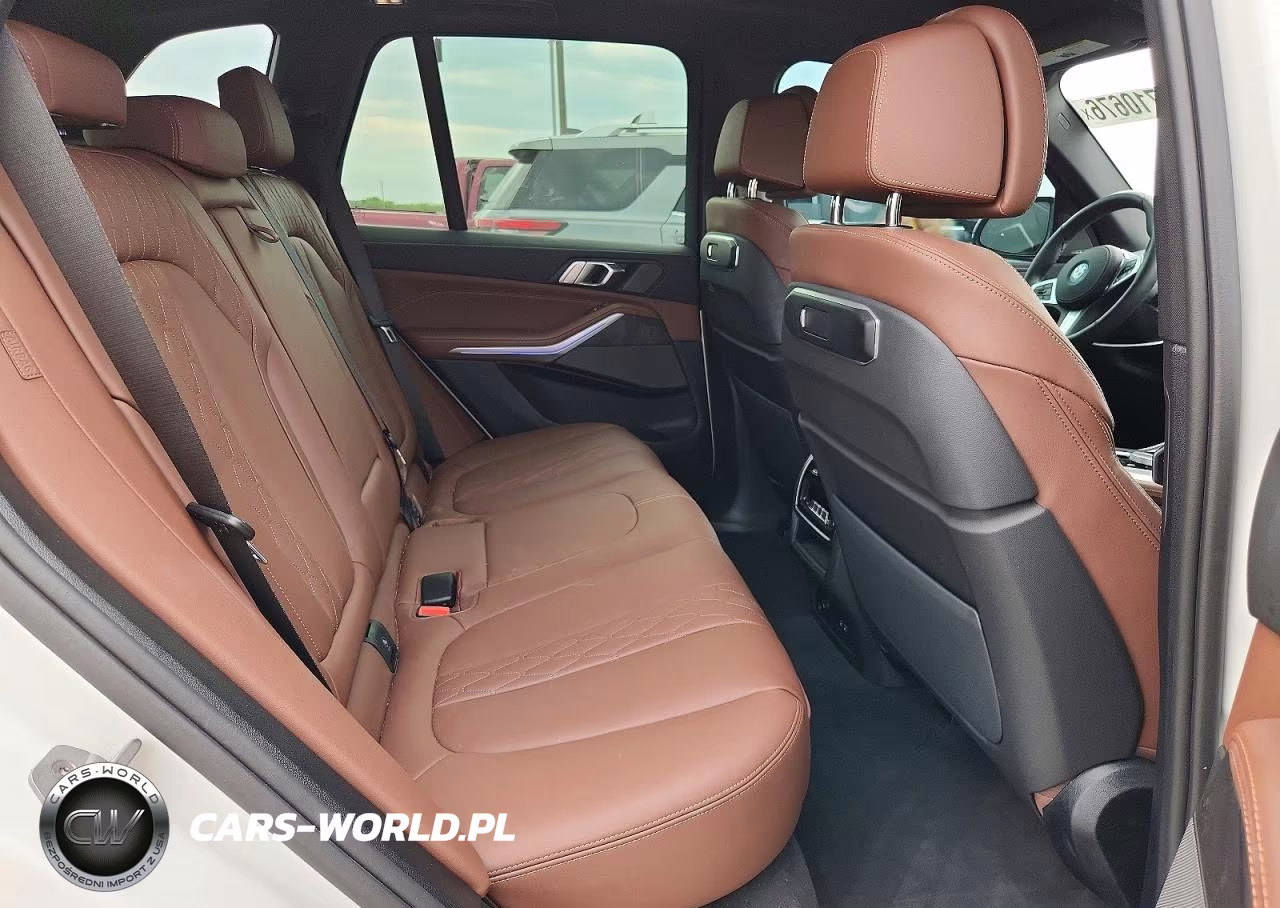 2026 BMW X5 xDrive50E VIN:5UX43EU07T9037416 - 11