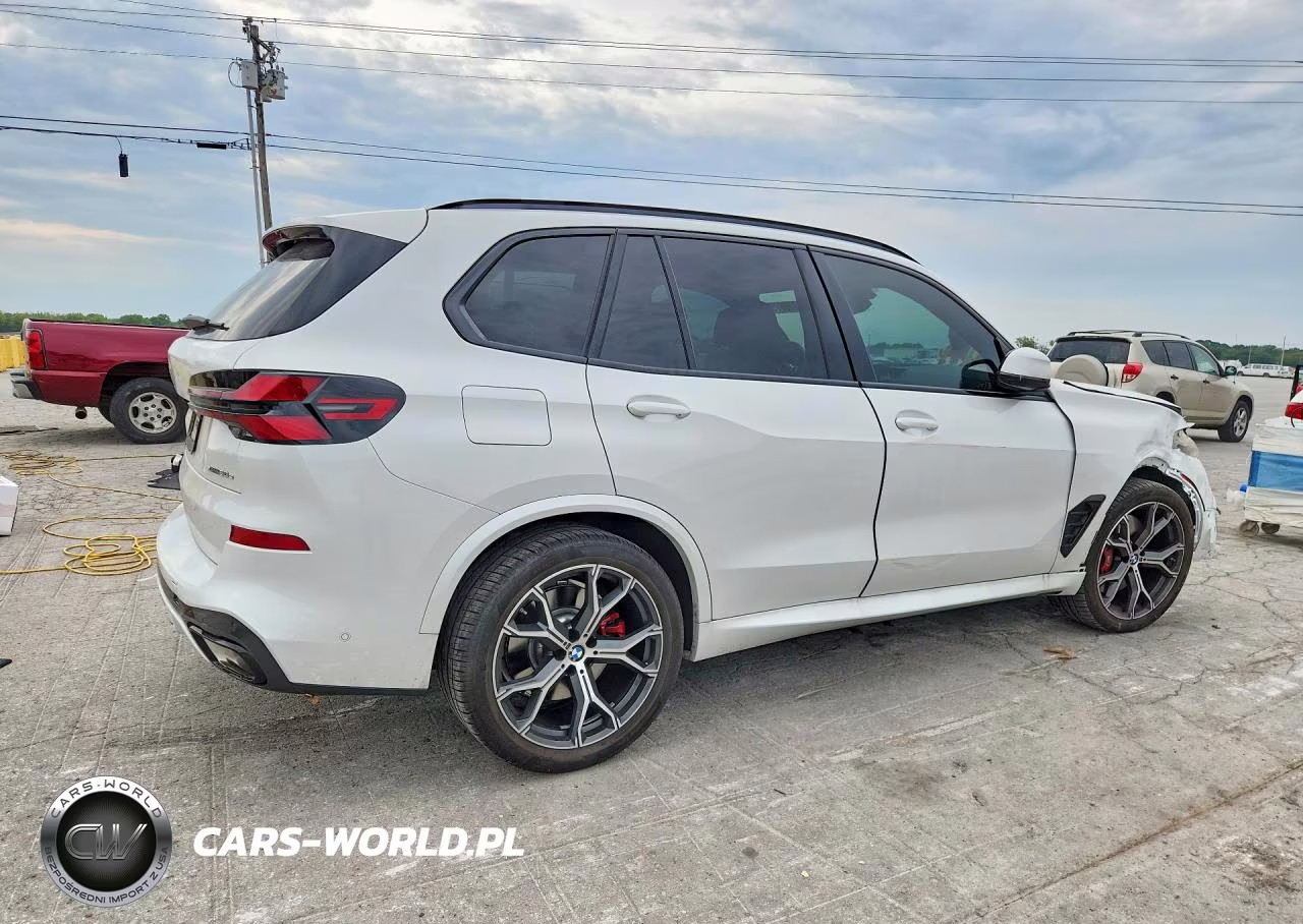 2026 BMW X5 xDrive50E VIN:5UX43EU07T9037416 - 3