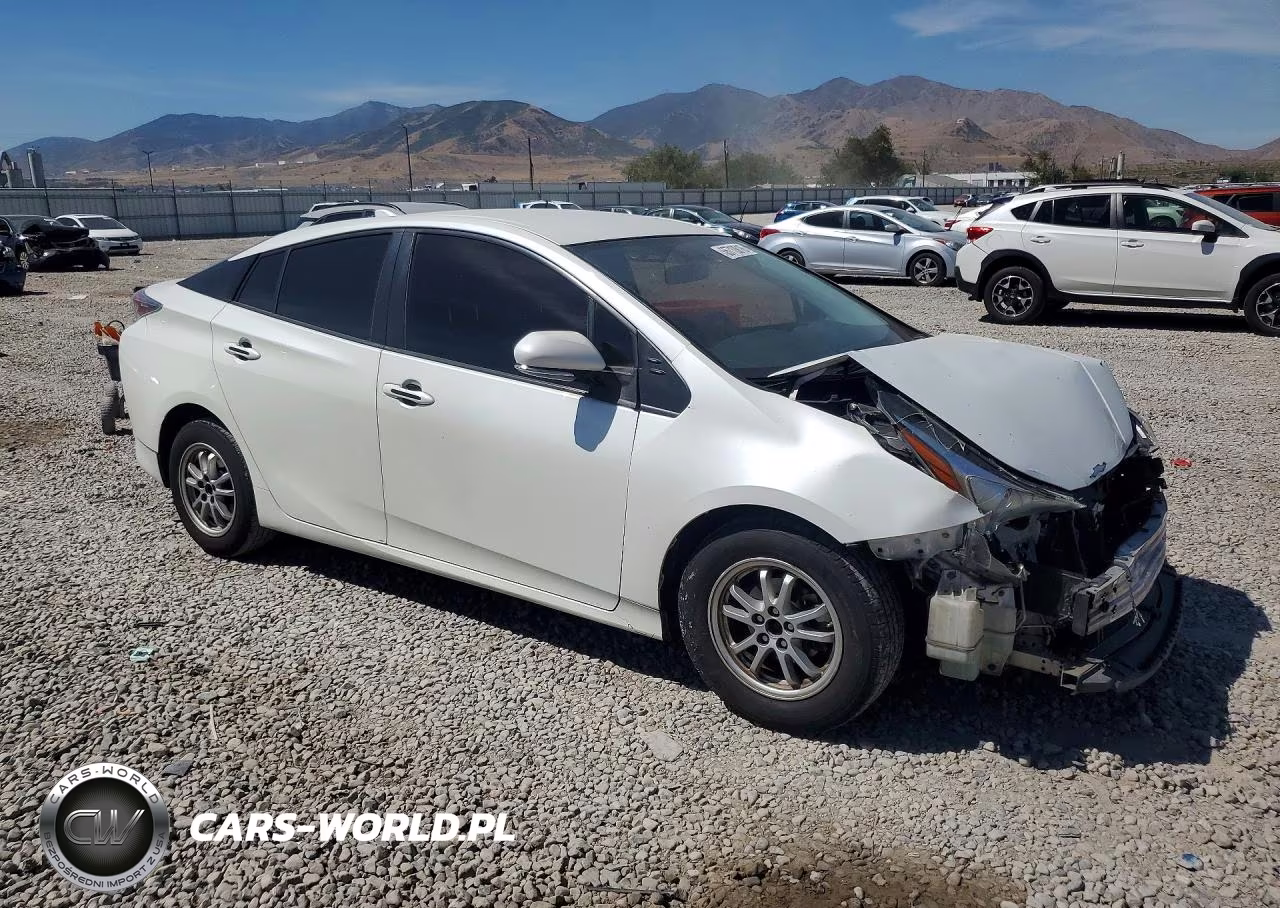 2016 Toyota Prius Two VIN:JTDKBRFU1G3022583 - 4