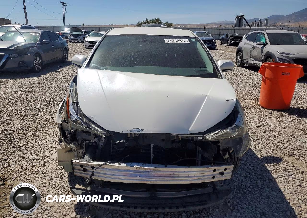 2016 Toyota Prius Two VIN:JTDKBRFU1G3022583 - 5