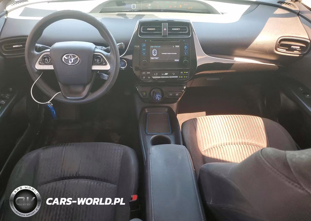 2016 Toyota Prius Two VIN:JTDKBRFU1G3022583 - 8