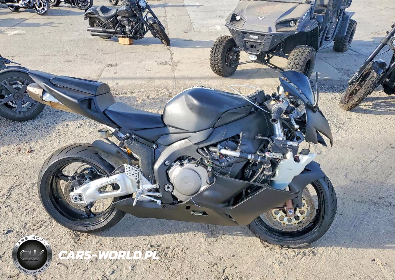 2004 Honda Cbr1000 Rr – zdjęcie 1 z 9