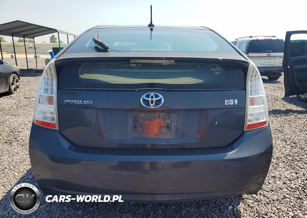 2011 Toyota Prius Four VIN:JTDKN3DU7B5329812 - 6