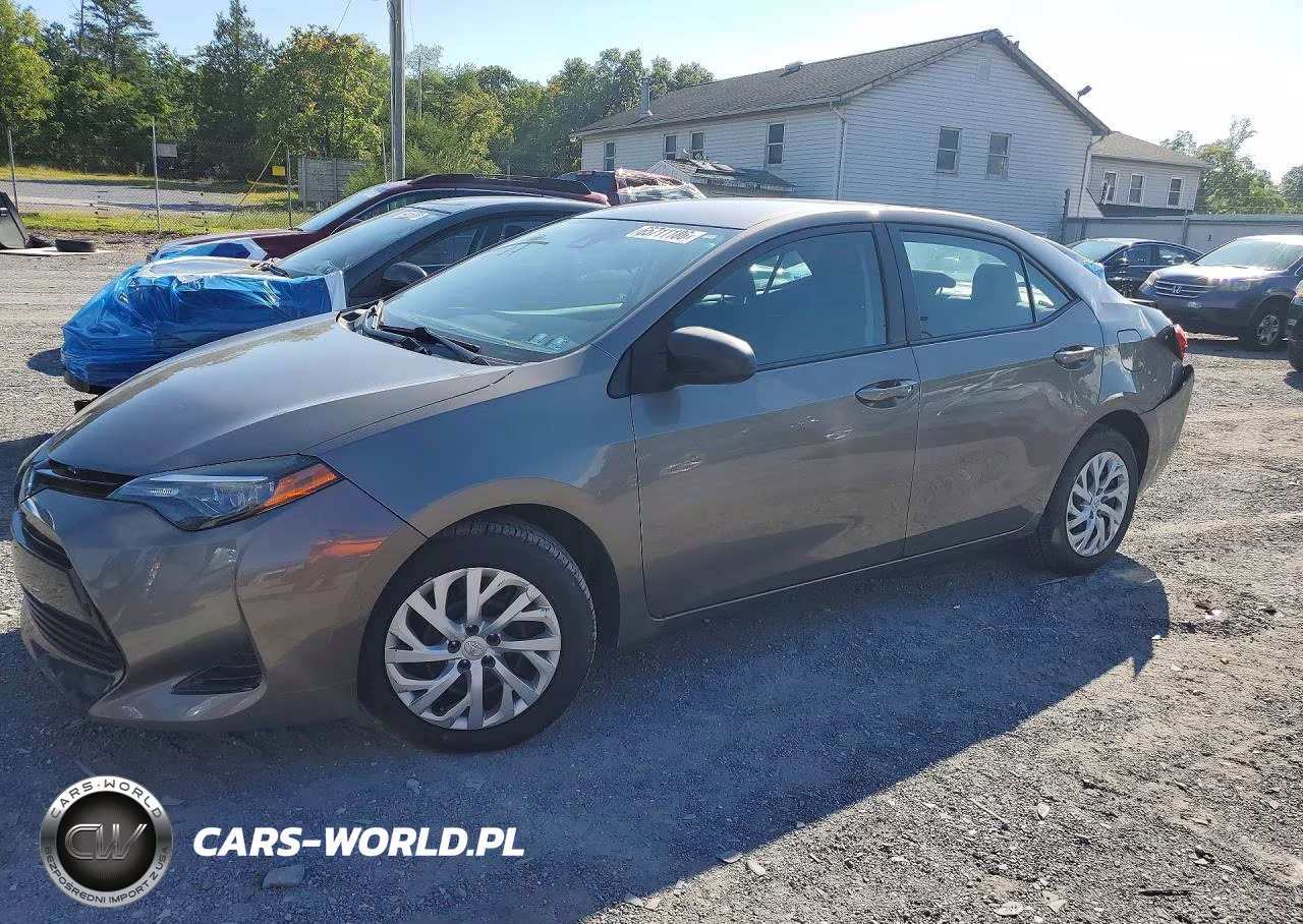 2018 Toyota Corolla Le – zdjęcie 1 z 12