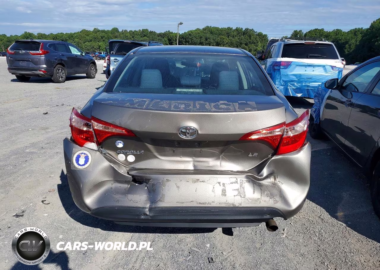 2018 Toyota Corolla Le VIN:2T1BURHE9JC067818 - 6