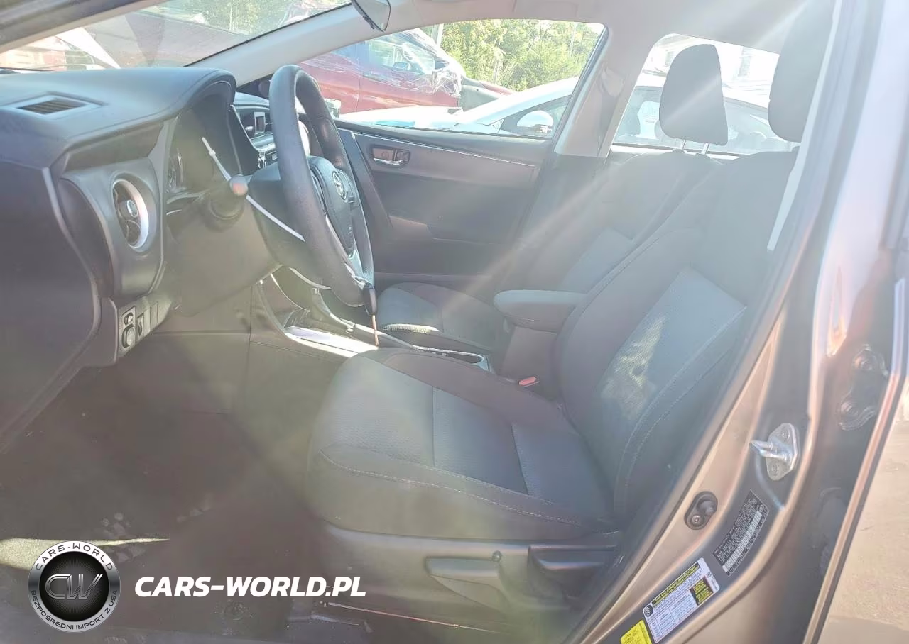 2018 Toyota Corolla Le VIN:2T1BURHE9JC067818 - 7