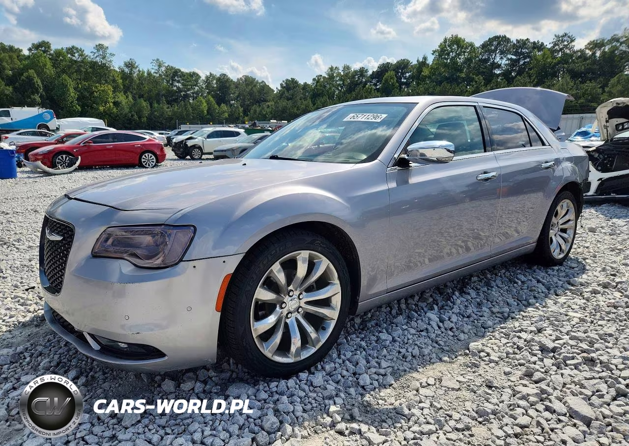 2017 Chrysler 300C – zdjęcie 1 z 12
