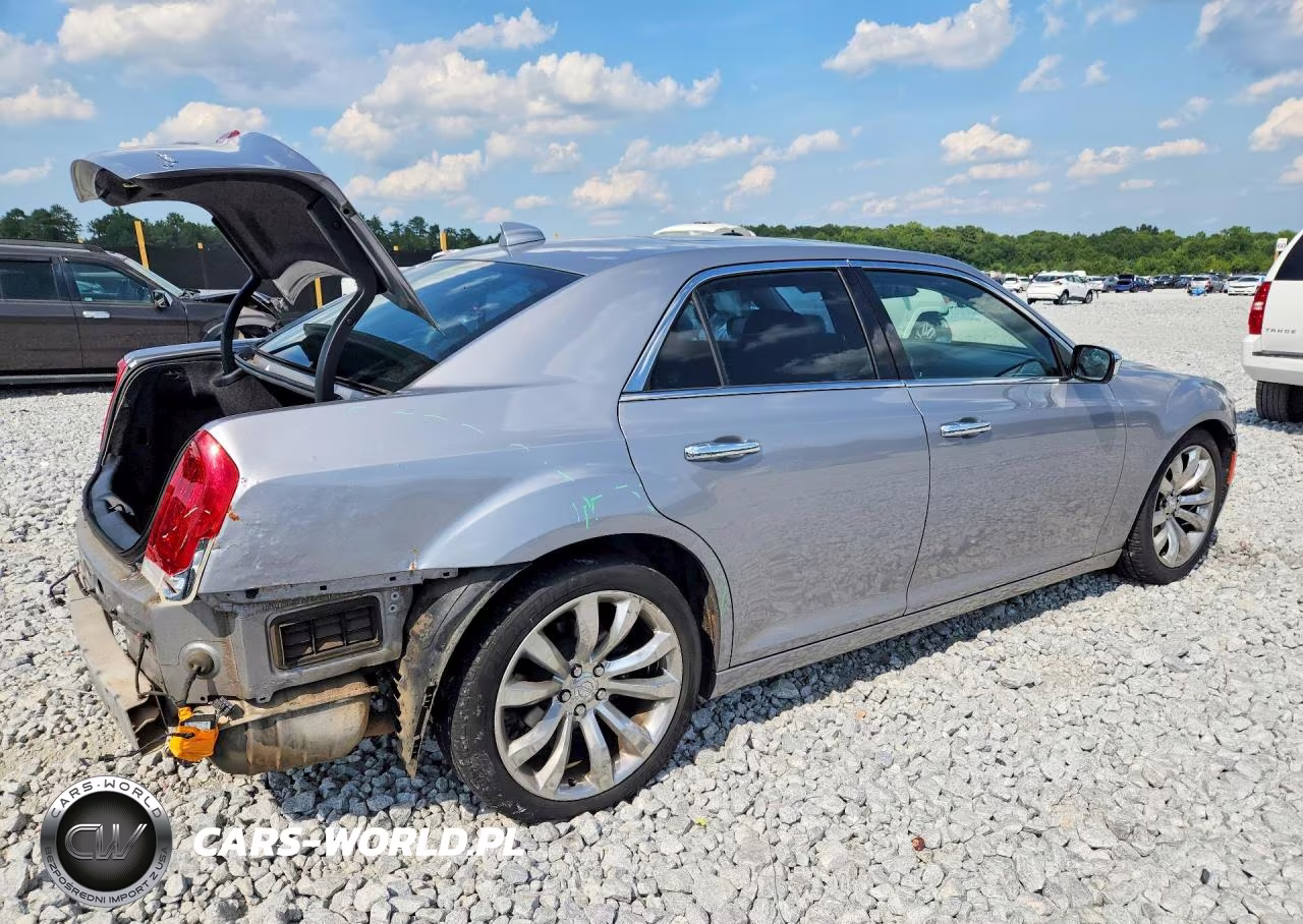 2017 Chrysler 300C VIN:2C3CCAEG4HH570305 - 3