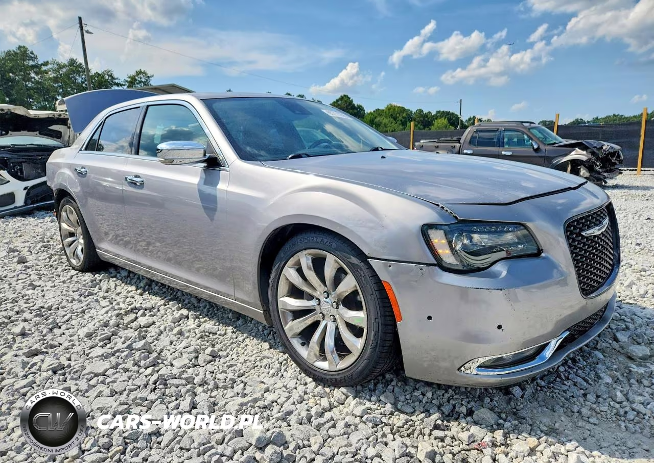 2017 Chrysler 300C VIN:2C3CCAEG4HH570305 - 4