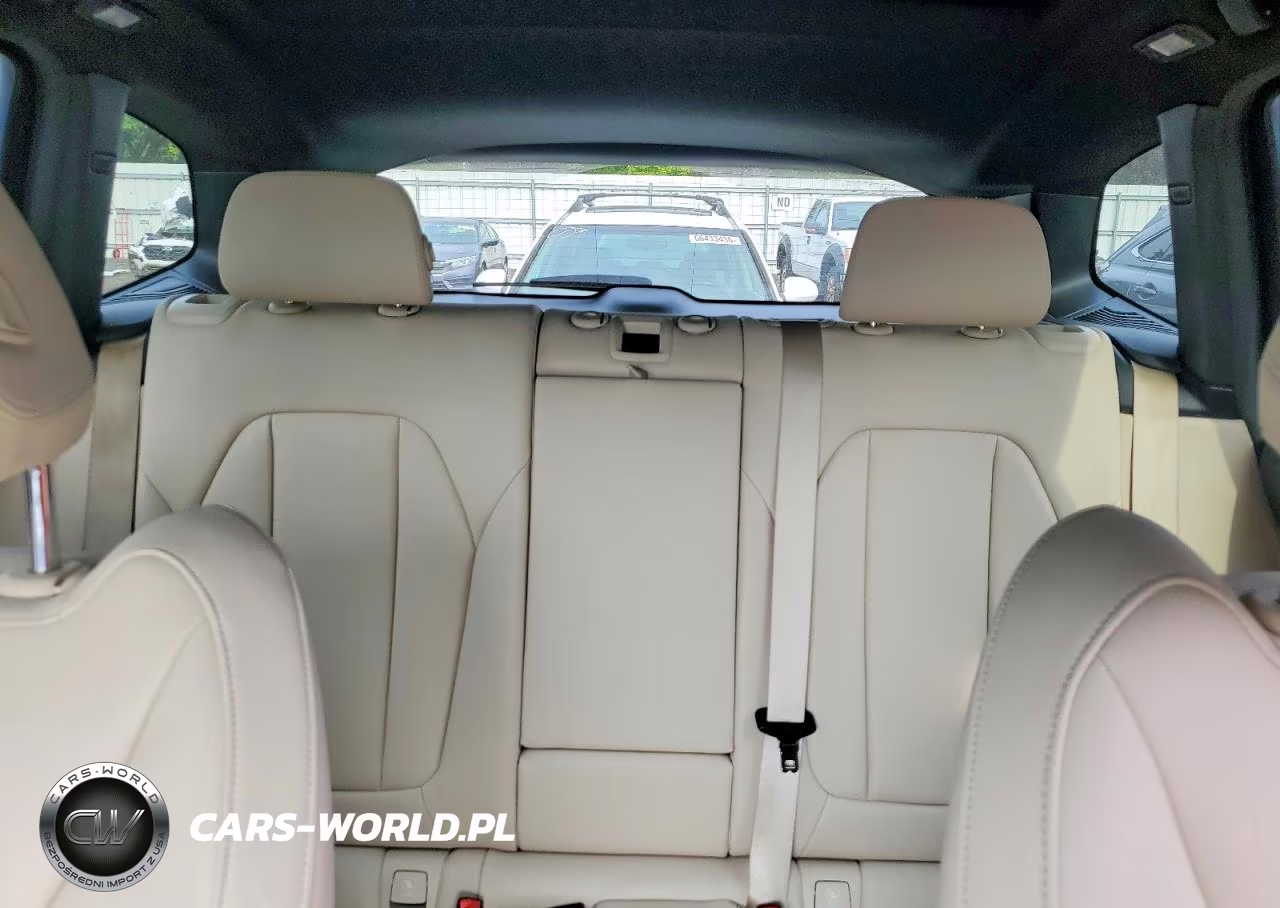 2019 BMW X3 xDrive30I VIN:5UXTR9C59KLP77663 - 10