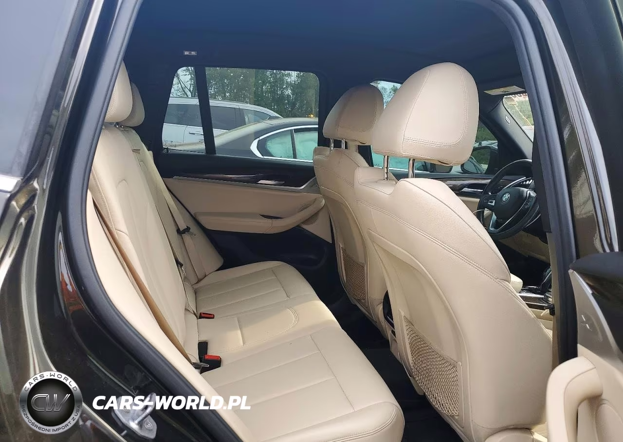 2019 BMW X3 xDrive30I VIN:5UXTR9C59KLP77663 - 11