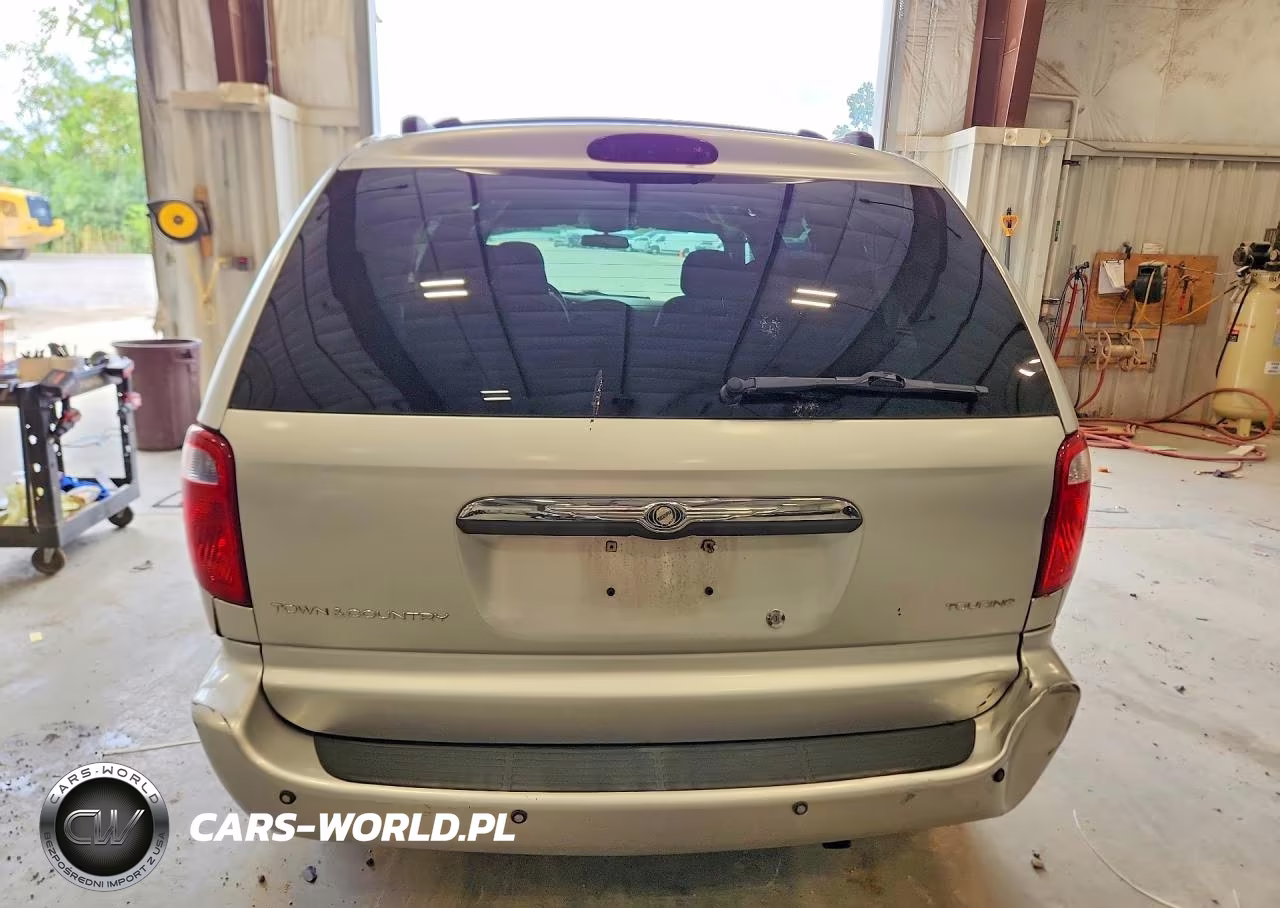 2004 Chrysler Town & Country Touring VIN:2C4GP54L14R561198 - 6