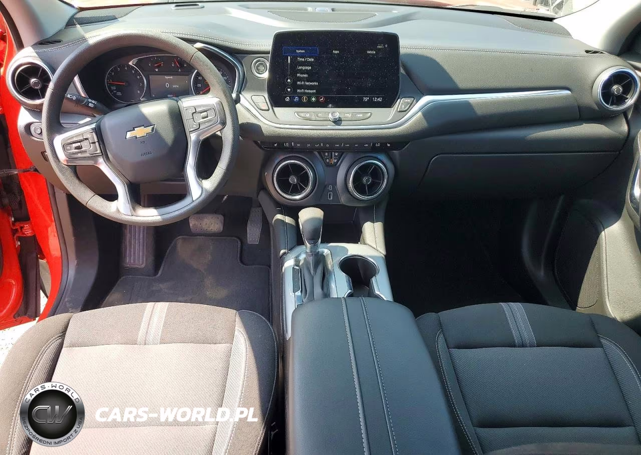 2025 Chevrolet Blazer 2Lt VIN:3GNKBHR41SS122120 - 8