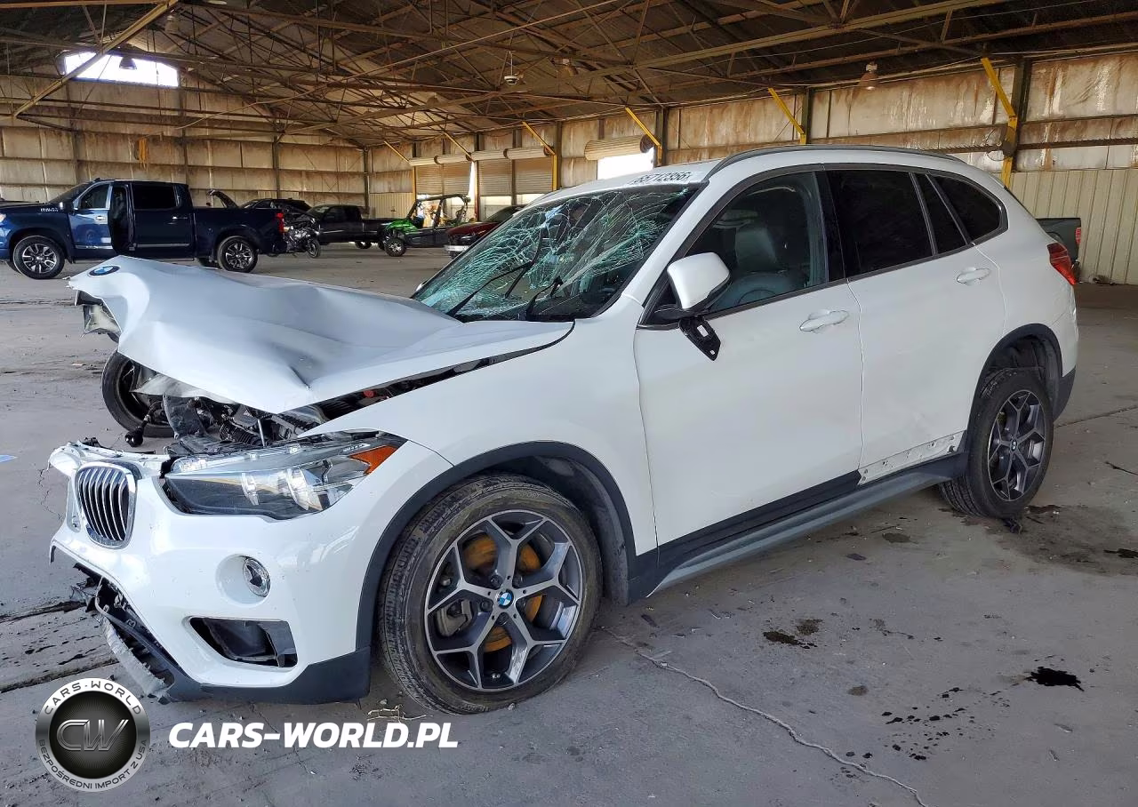 2018 BMW X1 Sdrive28I VIN:WBXHU7C33J5L06848 - 1
