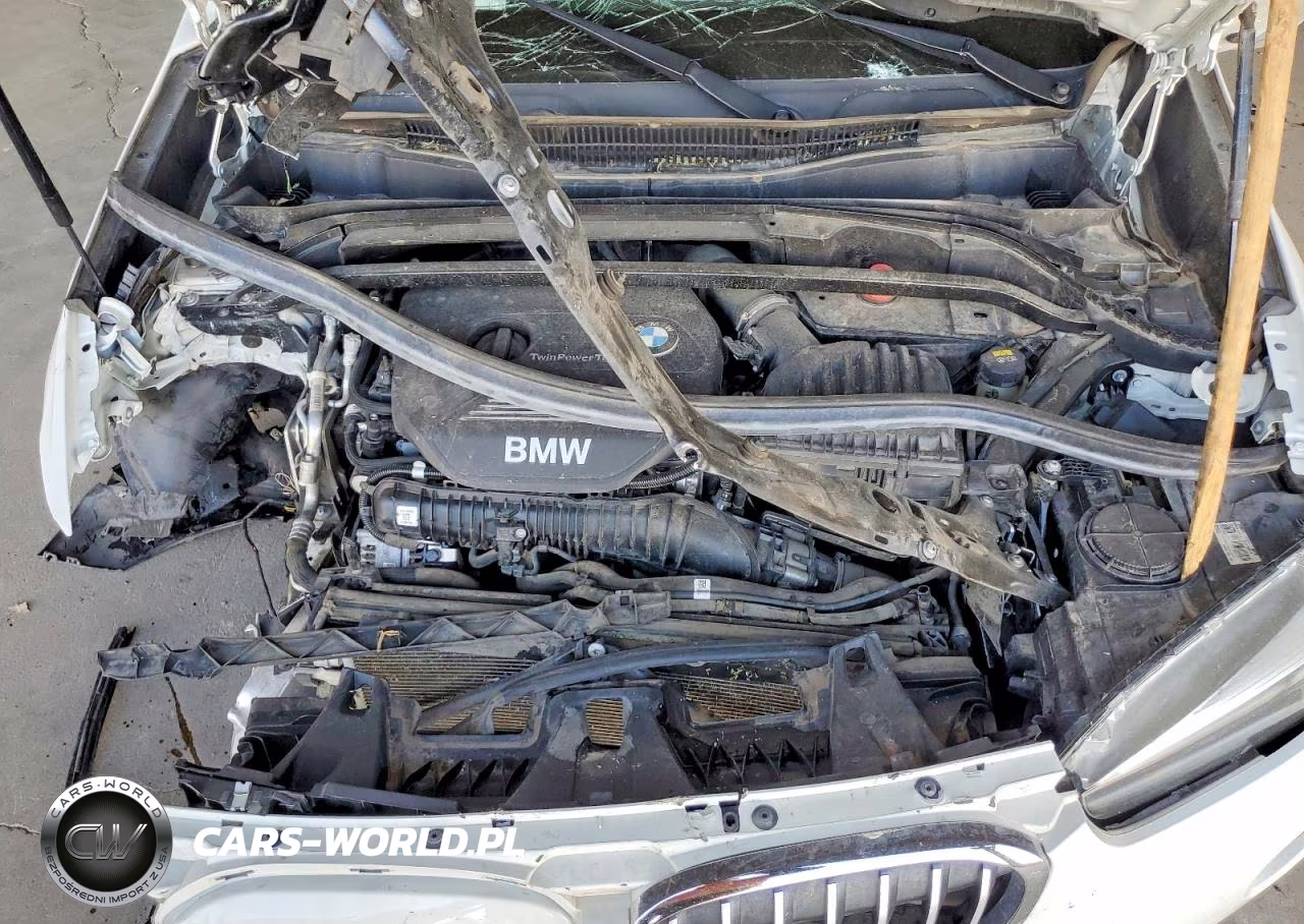 2018 BMW X1 Sdrive28I VIN:WBXHU7C33J5L06848 - 11
