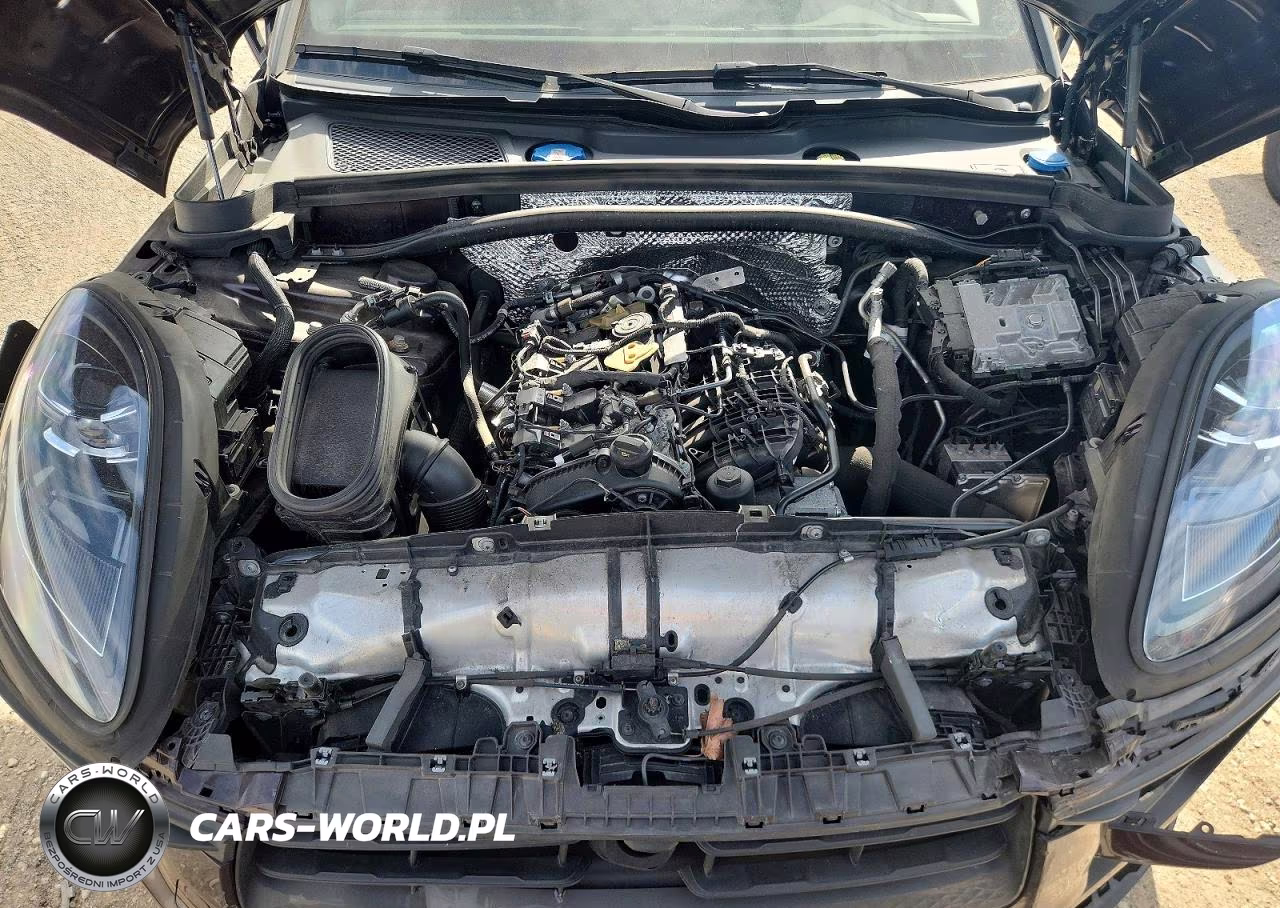 2023 Porsche Macan Base VIN:WP1AA2A53PLB06523 - 11
