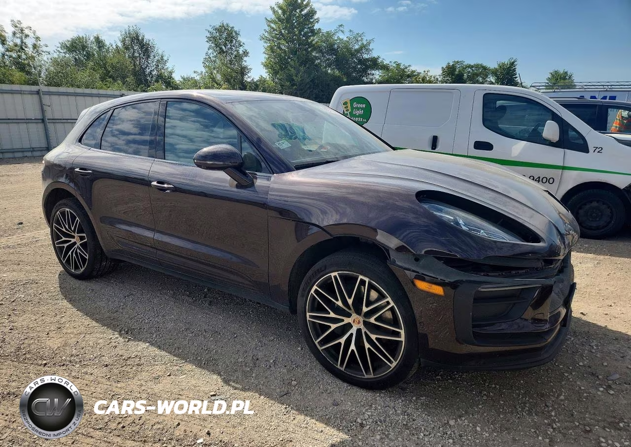 2023 Porsche Macan Base VIN:WP1AA2A53PLB06523 - 4