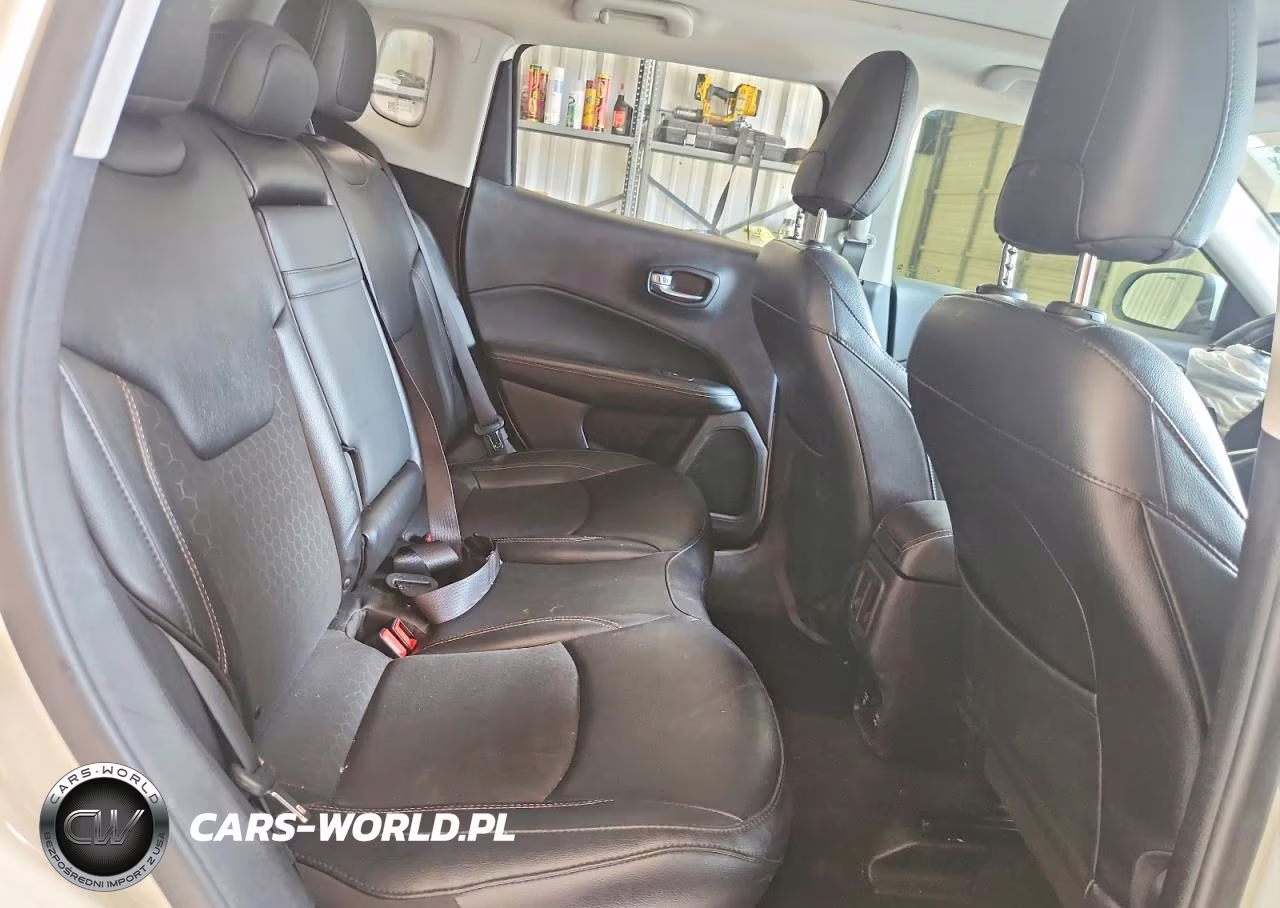2020 Jeep Compass Latitude VIN:3C4NJCBB7LT150827 - 10